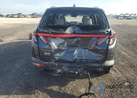 2023 Hyundai Tucson Limited z USA, uszkodzony, nr VIN 5NMJECAE0PH261513